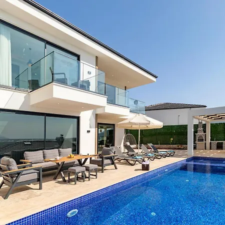 Villa Tashan *