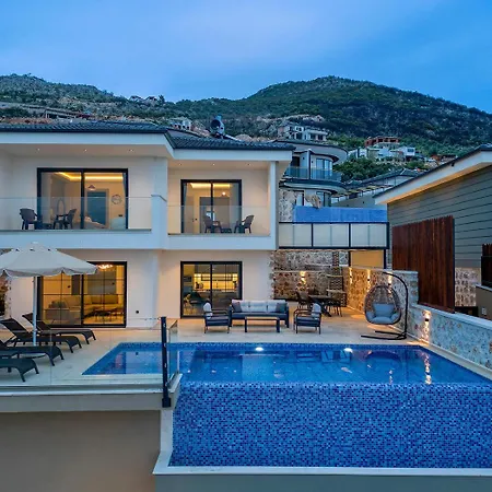 Tashan Kaş